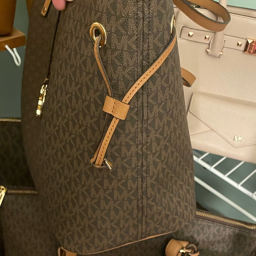 Drawstring Tote & Wallet Set - image 5